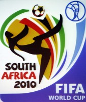 SUPUESTA BOMBA CREA CAOS EN LA SEDE DONDE SE LLEVARÁ A CABO SORTEO DEL CAMPEONATO MUNDIAL DE FUTBOL 2010. 